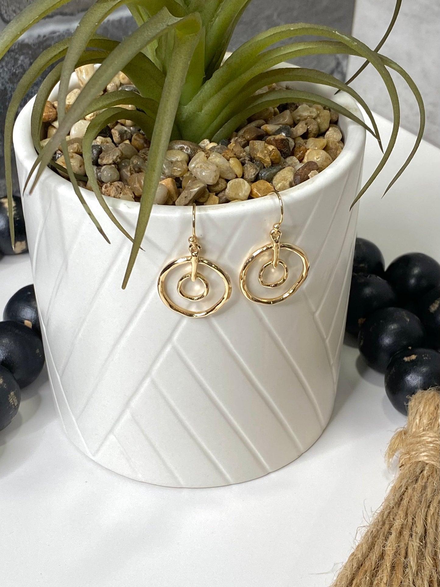 Hammered Metal Inner Double Round Drop Earrings in Gold