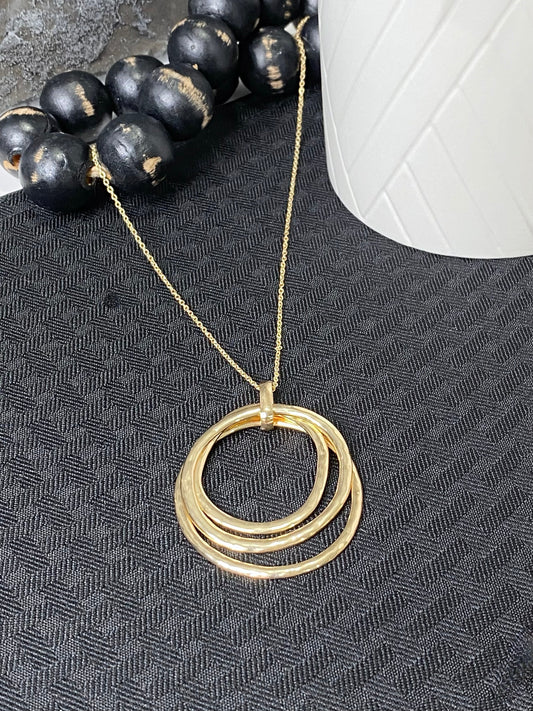 Hammered Metal Tri Circles Pendant Long Necklace in Gold