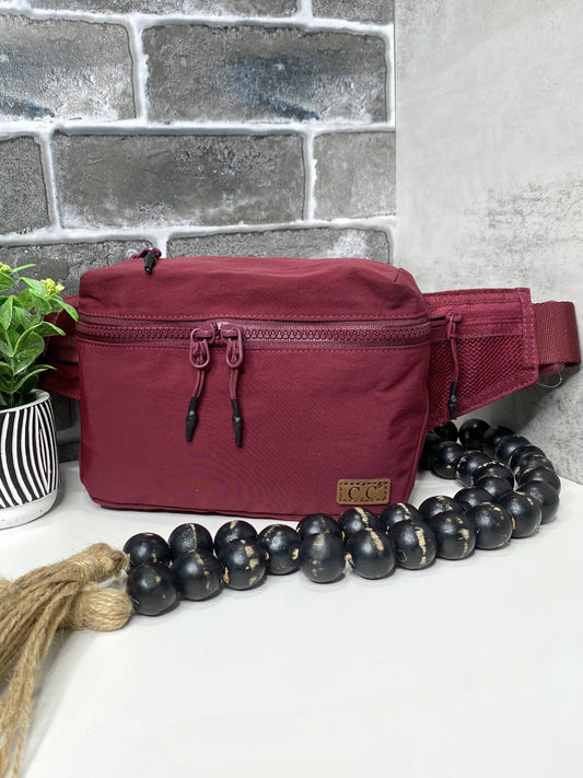 Zipper C.C Belt Bag: Burgundy