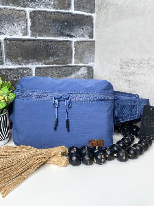 Zipper C.C Belt Bag: Denim