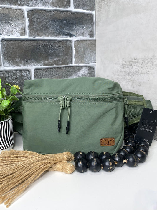 Zipper C.C Belt Bag: Sage