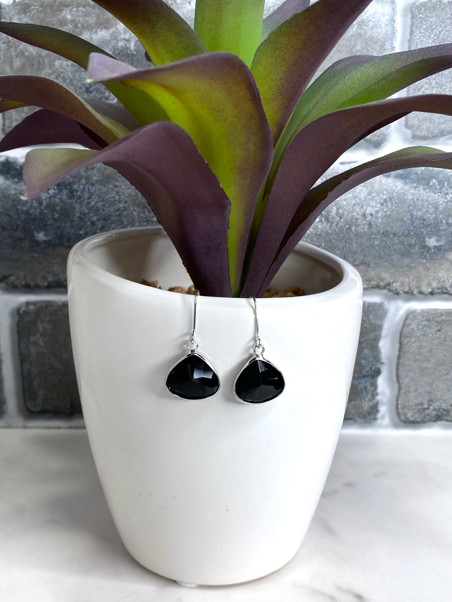 Dew Drop Earrings - Black/Silver