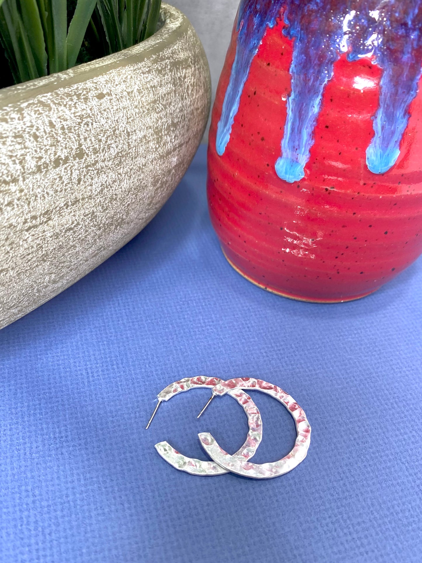 Hammered Flat Round Metal Hoop Earrings in Silver