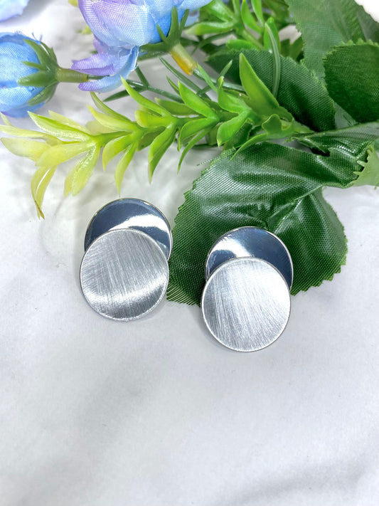 Brushed And Polished Disc Stud Earrings in Silver