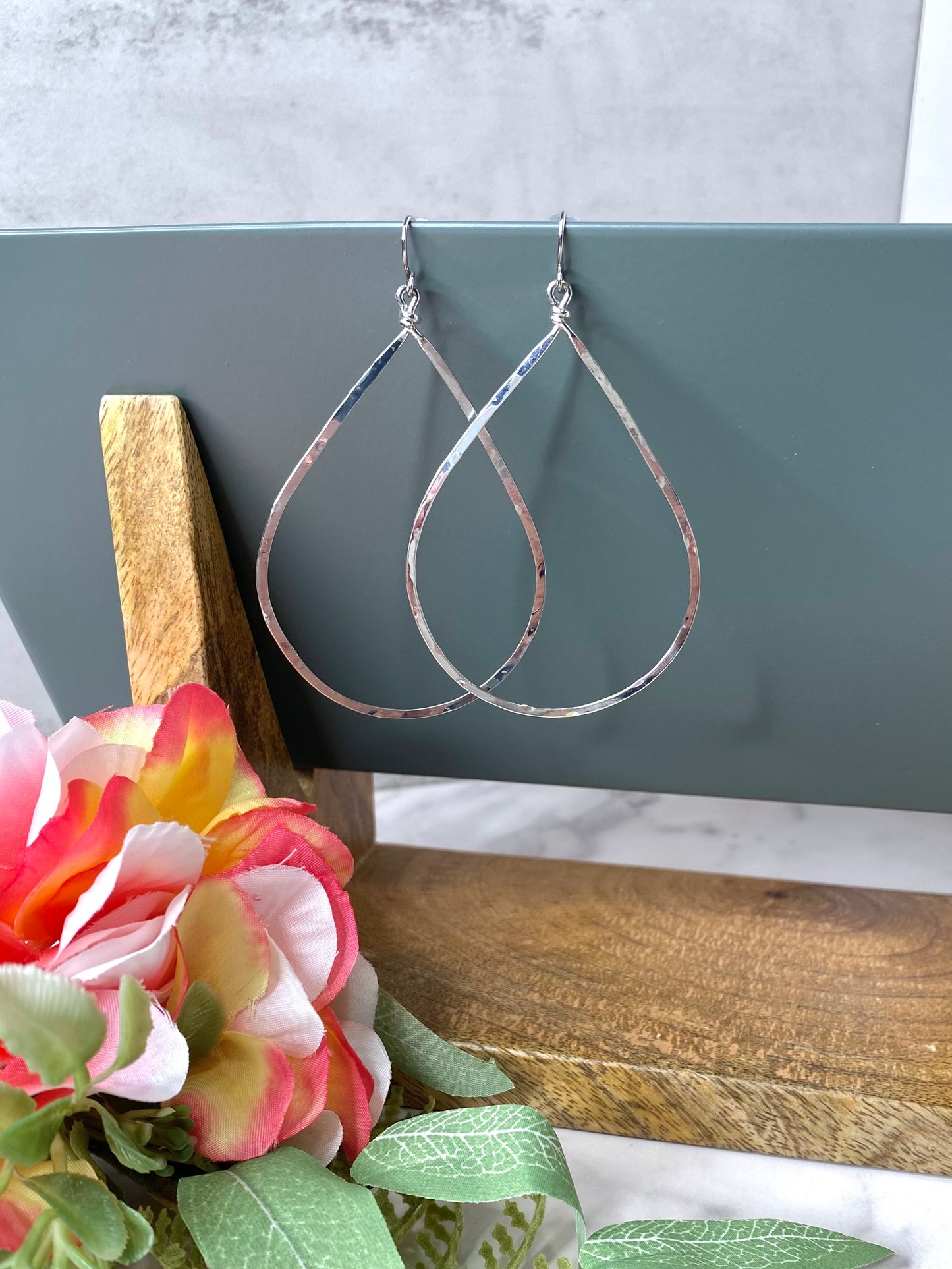 Hammered Teardrop Cutout Earrings in Silver