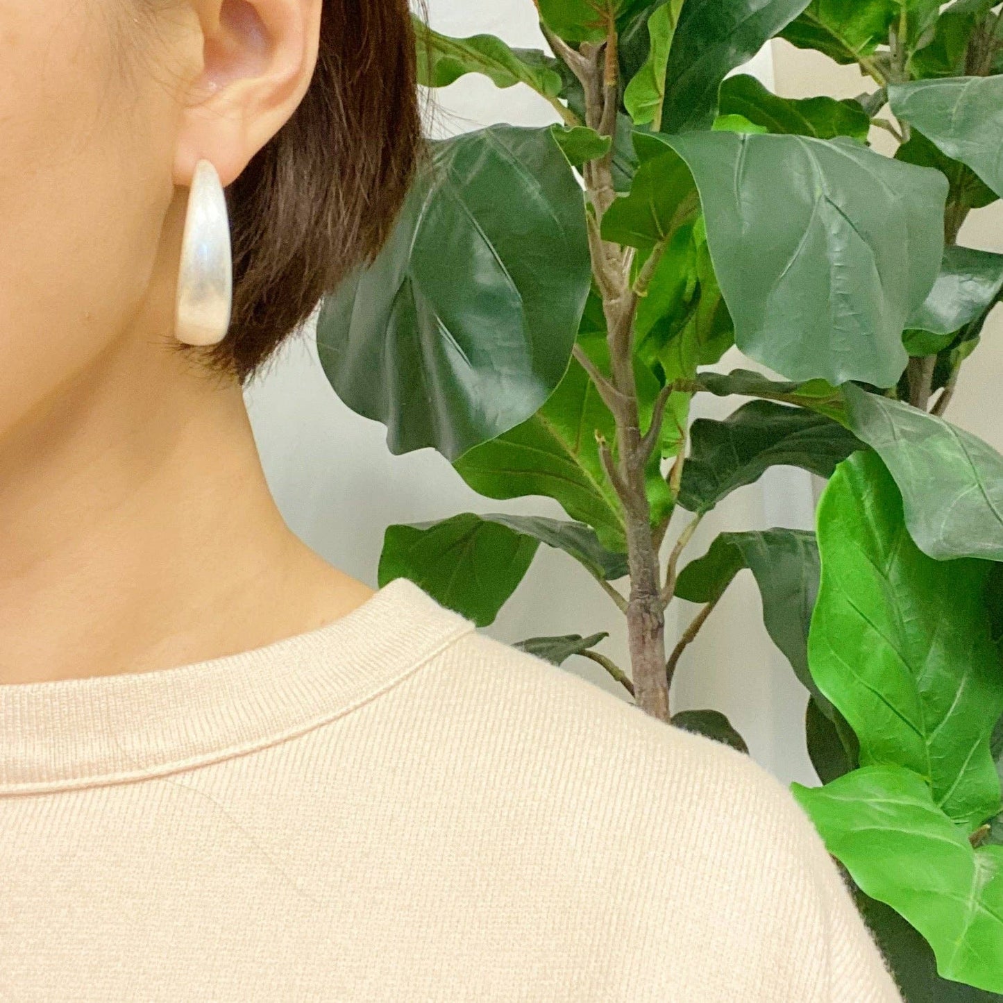 So Perfect Daily Hoop Earrings: Silver