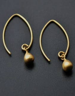 Marquis Droplet Earrings in Gold