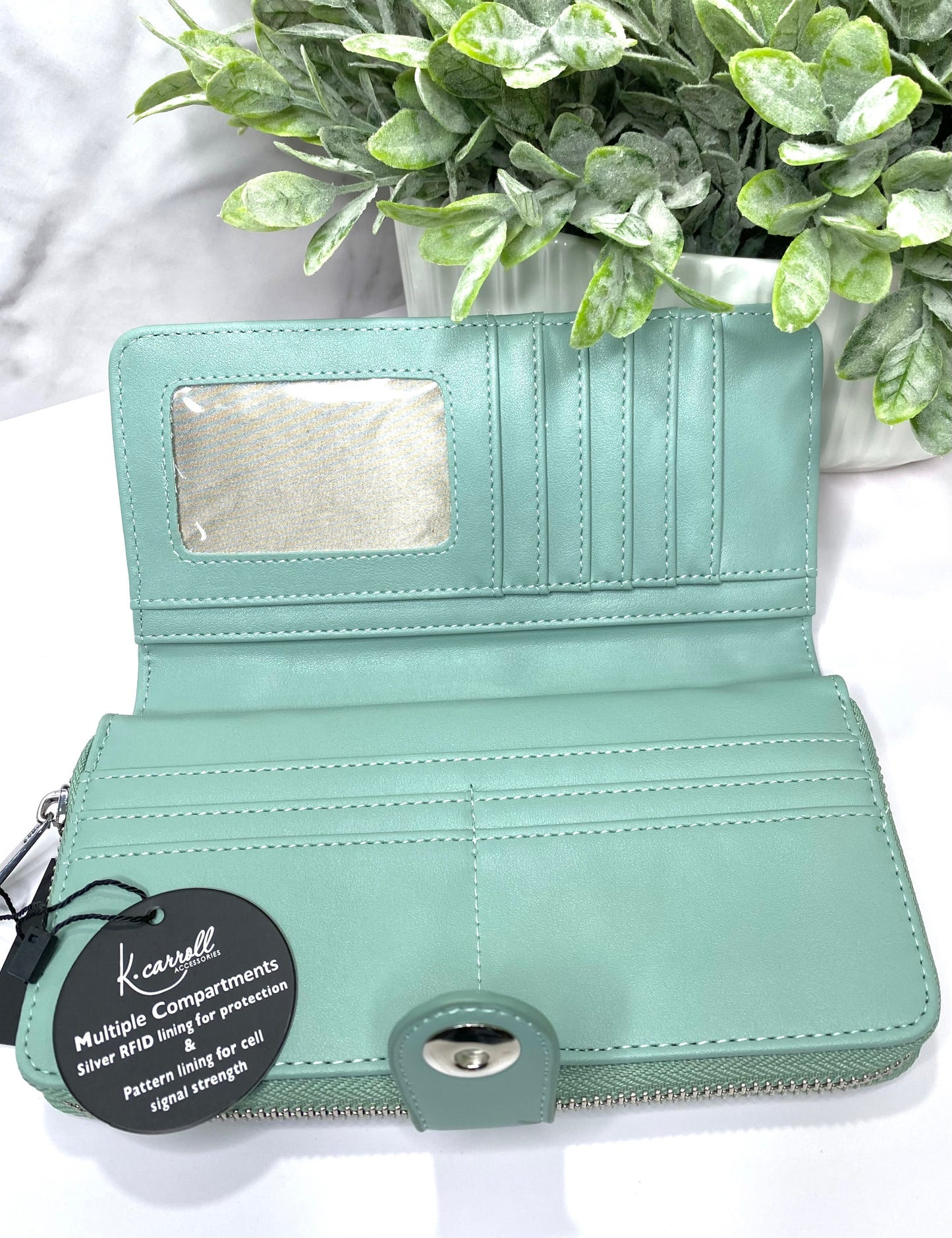 Eleanor Wallet in Mint