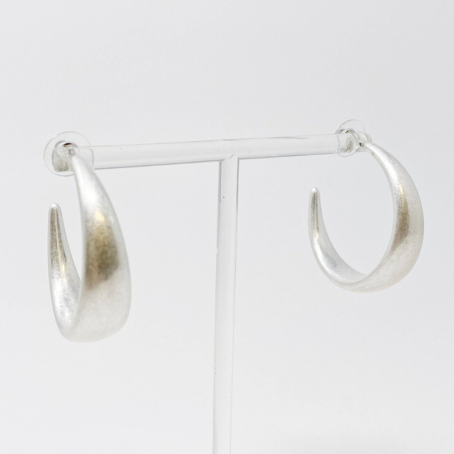 So Perfect Daily Hoop Earrings: Silver